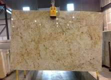 Бежевый гранит